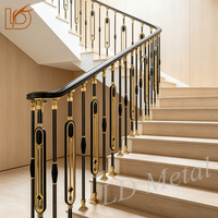 Balustre d'escalier carré décoré de luxe en alliage d'aluminium et de magnésium de 16 mm de haute qualité pour rampe intérieure