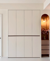 Armoire sur mesure sans poignées, vitrine cintrée intégrée et tiroirs, fourniture directe du fabricant pour projets de construction résidentielle