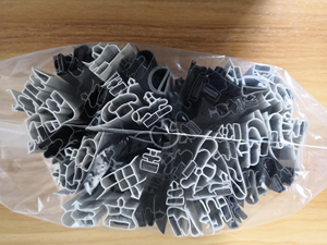 20226 Joints de porte magnétiques universels pour réfrigérateur-congélateur commercial Silver King - Product Image 6