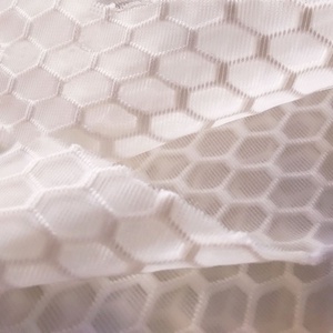 Le ballon de football et la ruche ultra-mince 3d <span class=keywords><strong>polyester</strong></span> sandwich entretoise air mesh tissu - Product Image 3