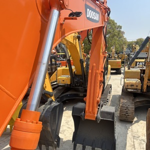 Excavatrice sur chenilles hydraulique d'occasion Doosan DX225LC-9C, modèle 2020, 22 tonnes, 115 kW, d'origine coréenne, en excellent état, disponible en stock. - Product Image 5