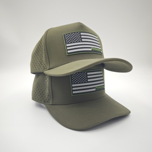Gorra de Golf Industrial de Cinco Paneles, Sólida e Impermeable, con Emblema de Silicona Personalizado, Bajo MOQ, OEM, Perforada con Láser, Transpirable y Resistente - Product Image 3