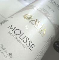 Étiquettes personnalisées en papier à texture perlée avec logo en feuille d'or en relief Autocollant adhésif de luxe pour produits cosmétiques SOINS DE LA PEAU Articles en rouleau