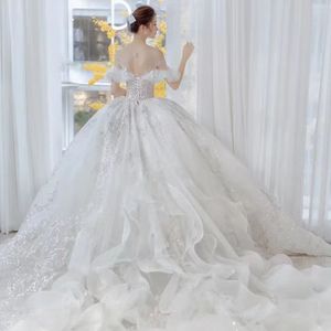 NDB10947 <span class=keywords><strong>La</strong></span> <span class=keywords><strong>robe</strong></span> <span class=keywords><strong>de</strong></span> <span class=keywords><strong>mariée</strong></span> principale, <span class=keywords><strong>la</strong></span> nouvelle <span class=keywords><strong>robe</strong></span> d'ambiance <span class=keywords><strong>pour</strong></span> <span class=keywords><strong>la</strong></span> <span class=keywords><strong>mariée</strong></span>, au style épuré et à <span class=keywords><strong>la</strong></span> longueur épaule - Product Image 6