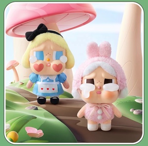 Auténtico Peluche de Vinilo Crybaby Crying Again Tears de Pop Mart, Lindo y Adorable Colgante de PVC, Cajas Misteriosas, Cajas Sorpresa, Regalo - Product Image 5
