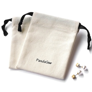 PandaSew Pochette à bijoux en toile de coton beige de haute qualité personnalisée 10x8cm, sac à cordon mignon - Product Image 2