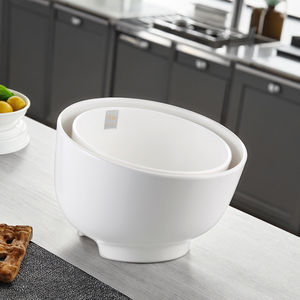 Ciotola unica per zuppa di melamina bianca grande inclinata da 8.5 pollici - Product Image 3