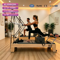Reformer Pilates en Bois d'Érable avec Tour, Qualité Commerciale, Machine d'Entraînement du Tronc Réglable pour Studio de Pilates, Yoga et Clinique de Réadaptation