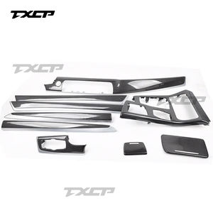 Ajustement pour BMW F10 F18 intérieur en fibre de carbone modifié, tableau de bord de commande central de garniture de porte en fibre de carbone - Product Image 1