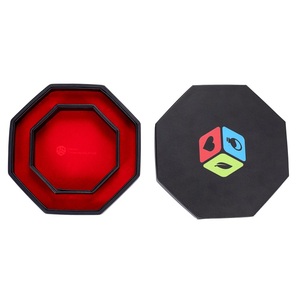 Plateau à dés imbriqués 2-en-1 avec logo personnalisé, support octogonal en cuir et plateau en velours rouge pour jeux de table et accessoires de fête - Product Image 5