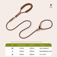 Laisse de traction confortable pour chien, qualité course, anti-explosion, avec boucle en silicone souple et verrou rotatif flexible, pour la promenade et l'entraînement du chien