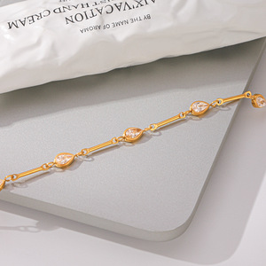 Bracelet chaîne minimaliste en zircon goutte d'eau, anti-décoloration, poli, ton or 18 carats, en acier inoxydable, accessoires quotidiens pour femmes - Product Image 2