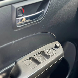 <span class=keywords><strong>Suzuki</strong></span> Swift 2014 1.6L Manuale 2WD Luxury <span class=keywords><strong>Sport</strong></span>, Guida a Sinistra, <span class=keywords><strong>Auto</strong></span> a Basso Consumo di Carburante, Prodotta in Giappone, Veicoli Usati Affidabili - Product Image 6