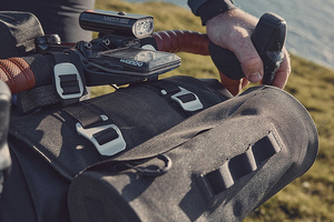 Sac de guidon de vélo imperméable de haute qualité OEM avec matériau Oxford, sangle réglable et capacité de 3L - Product Image 6