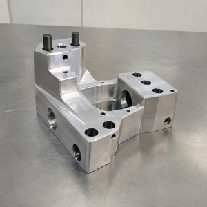 Fabricant de composants en aluminium forgé CNC de précision sur mesure pour équipements industriels - Product Image 2