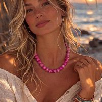 Collar de cuentas rosas gruesas con textura, cadena dorada con cierre, joyería de verano para mujer