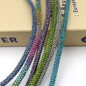 Al por mayor: Cuerdas y correas de pedrería, Nueva Colección, Tubo de pedrería para la parte superior de sandalias de mujer, Cordones para zapatos - Product Image 2