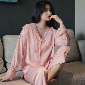 Conjunto de Pijama de Manga Larga con Encaje Dulce para Verano 2026, Pijama de Seda Satén Blanca con Cuello en V para Mujer - Product Image 6