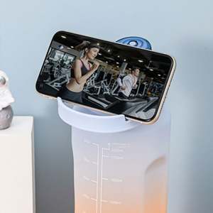 Nouvelle Arrivée 2026 – Bouteille d'eau 2L personnalisable avec logo, dégradé givré, grande capacité, couleur dégradée, en plastique écologique - Product Image 5