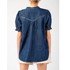 Chemisier en jean pour femme, coupe droite, poches, ajustement régulier, style vintage, manches bouffantes, boutons, idéal pour l'été – Fabricant OEM - Product Image 3