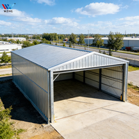Entrepôt modulaire semi-ouvert en structure métallique pour le stockage de marchandises finies en usine et le stationnement du personnel