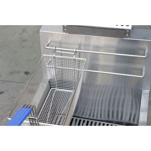 Friteuse à gaz professionnelle en acier inoxydable avec contrôle de température et double panier - Product Image 3