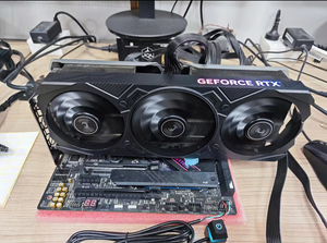 Tarjeta de Video GeForce RTX4070 Super 4070Ti de 12GB GDDR6 con Refrigeración por Ventilador, GPU Usada para Juegos de PC de Escritorio, PCIe 4.0 - Product Image 5