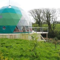 Tente dôme en plexiglas imperméable Igloo Resort Glamping avec climatisation