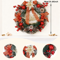 Beflockter Künstlicher Weihnachtskranz mit Roten Beeren, Tannenzapfen und Schleife für Haustür, Wand und Festliche Heimdekoration