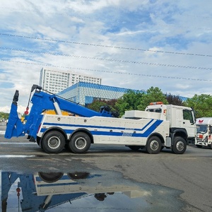 Camion de <span class=keywords><strong>remorquage</strong></span> <span class=keywords><strong>et</strong></span> de dépannage intégré HOWO 12 roues 8x4, capacité de <span class=keywords><strong>remorquage</strong></span> élevée de 25 tonnes - Product Image 6