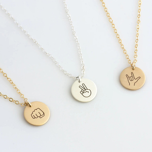 Collar con Colgante <span class=keywords><strong>de</strong></span> Gestos <span class=keywords><strong>de</strong></span> Mano 2023, Joyería <span class=keywords><strong>de</strong></span> Acero Inoxidable con Gestos <span class=keywords><strong>de</strong></span> Amistad, Collar con Señal <span class=keywords><strong>de</strong></span> Amor para Regalo <span class=keywords><strong>de</strong></span> Hermana - Product Image 2