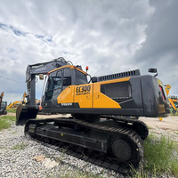 Excavatrice sur chenilles hydraulique d'occasion VOLVO EC300 de 30 tonnes, robuste, avec accessoires gratuits pour la construction