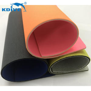 Personalizado diferentes colores 1,5mm suave impermeable <span class=keywords><strong>neopreno</strong></span> hoja de goma <span class=keywords><strong>tela</strong></span> recubierta - Product Image 3