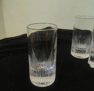 Vente directe d'usine Jiangzhiwu – <span class=keywords><strong>Verres</strong></span> <span class=keywords><strong>à</strong></span> whisky en forme d'étoile de 300 ml, sculptés <span class=keywords><strong>à</strong></span> la main, de haute qualité, style rétro classique et luxe léger - Product Image 2