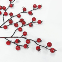 Décorations de Noël en gros : fausses baies rouges brillantes, tiges fines et délicates pour emballage cadeau, mariage et décorations de Noël à la maison