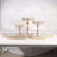Neujahrs-Hochzeitsfeier Hotelzubehör Kuchendekoration Metall-Kristall-Kuchenständer Hochzeitstorte
