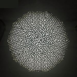 Paraguas Plegable Inverso de 3 Secciones con Mango de Linterna LED, Material de Lujo Resistente al Viento, con Tira de Seguridad y Puntos Reflectantes - Product Image 3