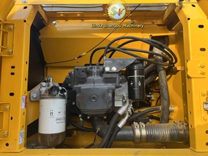 Excavatrice hydraulique sur chenilles Komatsu PC220-8MO d'occasion de haute qualité, 22 tonnes, moteur et boîte de vitesses japonais, PLC, modèle 2022, pompe hydraulique, moteur - Product Image 4