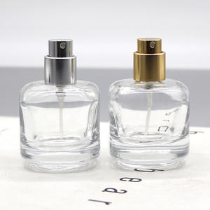 Vente en gros d'usine, flacons de parfum en verre blanc cristal de 30 ml, flacons de cosmétiques vides, flacons pulvérisateurs de distribution de cosmétiques, clip-on, vente en gros de cosmétiques - Product Image 3