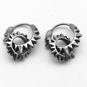 Pendientes de aro yunique con diseño de púas, de acero de titanio, geométricos circulares, a la moda, para hombres y mujeres - Product Image 1