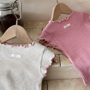 Vente en gros – Nouveauté Été 2026 – Hauts côtelés unis à manches courtes pour bébés filles - Product Image 6