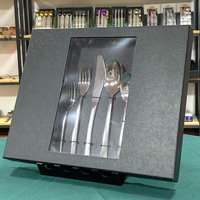 Service de Table Occidental Haut de Gamme en Acier Inoxydable – Design Épuré et Élégant pour Fêtes et Dîners Multipersonnels – Finition Unie Portable pour Steaks