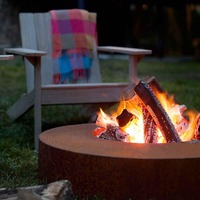 Brasero moderne autoportant en acier Corten robuste pour combustion du bois, pour jardin et terrasse, 75000 BTU+, Fabricant sur mesure