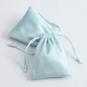 Sac en velours rose personnalisé de grande taille avec logo pour l'emballage de cadeaux, sacs en velours personnalisés avec cordon de serrage pour vêtements et chaussures, sac anti-poussière - Product Image 2