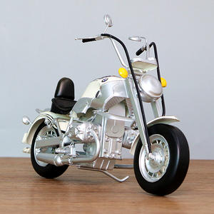 Fer américain Rétro Créatif Modèle de <span class=keywords><strong>moto</strong></span> à trois <span class=keywords><strong>roues</strong></span> Meuble TV Décoration Cadeau Technique de soudage Matériau métallique durable - Product Image 4