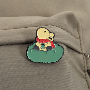 Giải trí ấm cúng trò chơi tsuki thỏ Trâm men pins phim hoạt hình dễ thương tsuki đan <span class=keywords><strong>Float</strong></span> trâm cài ve áo huy hiệu đồ trang sức quà tặng cho bạn bè - Product Image 3