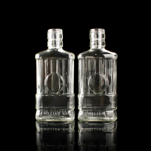 Botella de Vidrio Cuadrada Moderna de 750 ml para Licores, con Etiqueta Impresa de Alta Calidad, para Whisky, <span class=keywords><strong>Vodka</strong></span>, Ron y Tequila Premium - Product Image 3