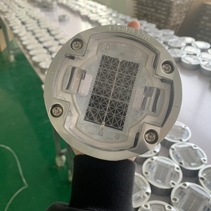 Đèn Đường Năng Lượng Mặt Trời <span class=keywords><strong>LED</strong></span> Dưới Lòng Đất Làm Bằng Nhôm Mắt Mèo Nhấp Nháy Được Sử Dụng Rộng Rãi Ngoài Trời Giá Tốt - Product Image 1