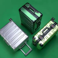 Maleta de Viaje de Aluminio de Lujo Eminent, Maleta Grande con 4 Ruedas Giratorias, Maleta Moderna y Resistente de 4 Ruedas