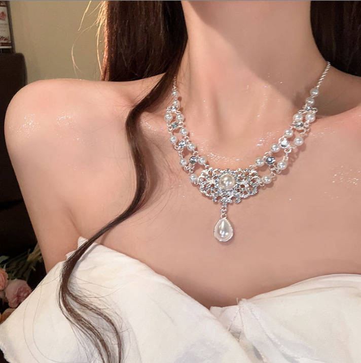 Collier goutte de diamant